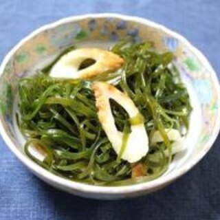 ☆海草たっぷり☆切り昆布とちくわの煮もの